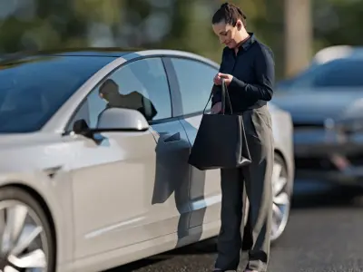 Humano Woman opening car 2011-9 3D model