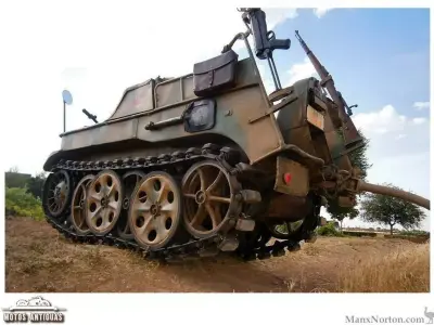 Kettenkrad with trailer and soliders 3D print model