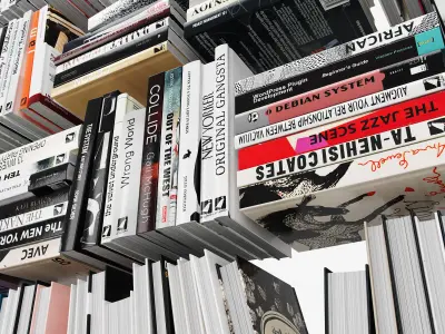 Books bookshelves Low-poly 3D model