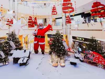 Mall Christmas Decoration  Low-poly 3D model