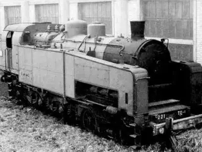 The 221TQ steam locomotive 3D model