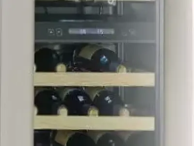 refrigerador wine cooler Free 3D model