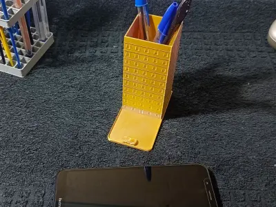 Pen holder and cell phone holder in the shape of a building Free 3D print model