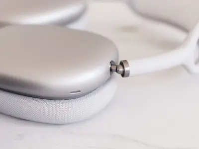 Luxury headphones max 3D model