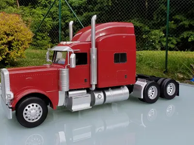 Peterbilt 389 - detailed scale model kit 3D print model