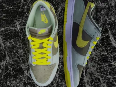 NIKE DUNK 3D SHOES - YELLOW Low-poly 3D model