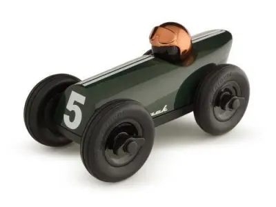 Bull Burn Dark Green Copper Helmet Bentley Race Car 3D model
