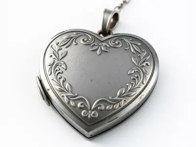 Vintage Ornate Heart Locket Pendant Low-poly 3D model