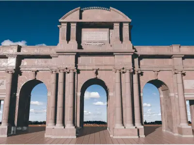 Puerta de Alcala Low-poly 3D model