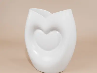 Heart Shaped Vase - Plant pot 3D print  3D print model