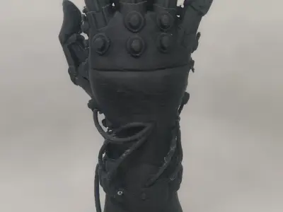 Cybernetic Hand Holding a Heart Free 3D print model