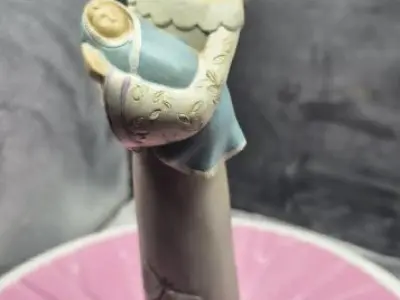 mother holding baby mothers day 3D print model