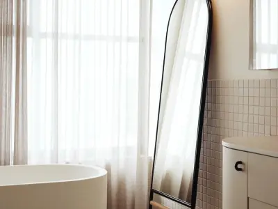 Pierre Mirror Low-poly 3D model