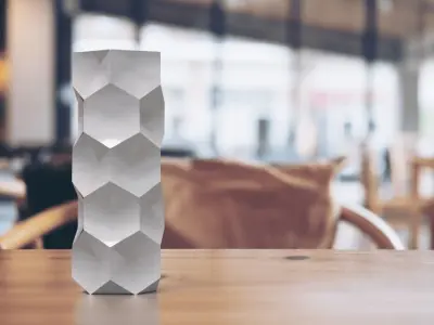 Hexaroma Vase Free 3D model