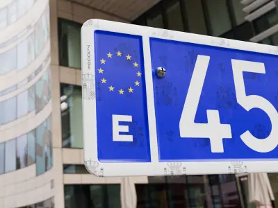 Spain Number Plate Low-poly 3D model