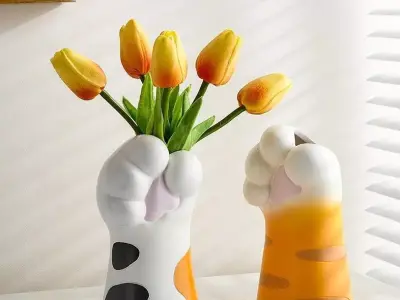 Tiger Hand Vase 3D Model 3D print model
