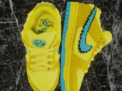 GD X NIKE AIR JORDAN SB DUNK LOW PRO OPTI YELLOW 3D SHOES Low-poly 3D model