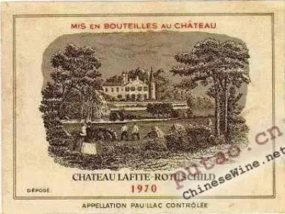 table dining and chairs 3D model