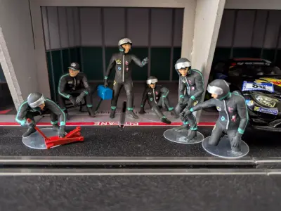 40 Pit Crew mechanics 3D print model