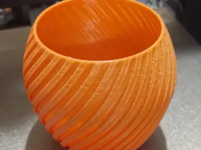 ELEGANT CURVED VASE - 3D PRINTABLE MODEL 3D print model