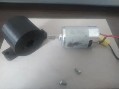 Engine mounting brackets DL 550-C 3D print model