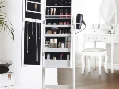 Walsall Jewelry Armoire Low-poly 3D model