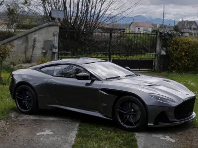 Aston Martin Dbs superleggera 3D model