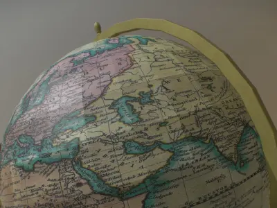 Low-Poly Antique Globe Low-poly 3D model