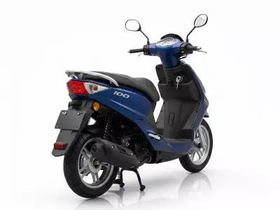 Blue 100cc Urban Commuter Scooter Low-poly 3D model