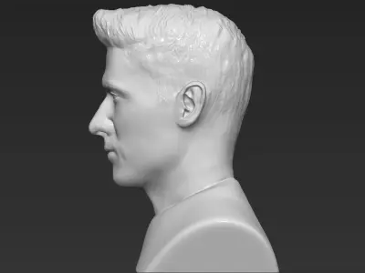 Robert Lewandowski World Cup 2018 bust ready for 3D printing 3D print model
