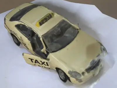 3D scan - Taxi toy Free 3D model