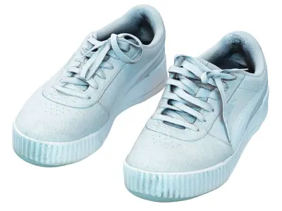Old Shabby Puma Sneakers 3D model