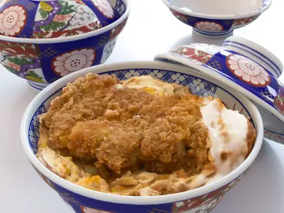 Katsudon and Donburi bowl with lid - Pork Cutlet Rice Bowl Low-poly 3D model