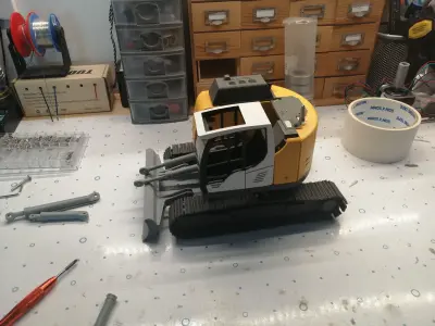 LIEBHERR R926 COMPACT 3D print model