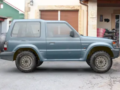 Mitshubishi Pajero 1995 Montero 3D model