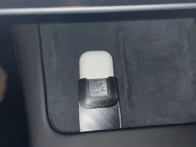 AIRPOD TESLA CHARGING ADAPTER MODEL 3 AND Y 2021-2022 3D print model