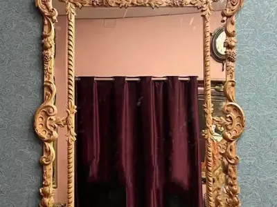 antique frame 3D model