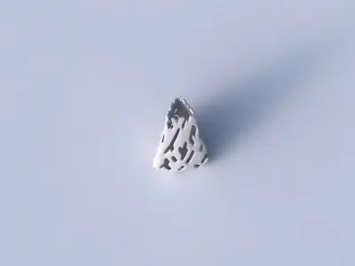 Vase puffy tipped triangle with smooth cuts 3D print model