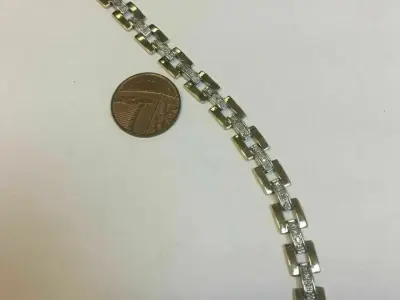 Stylish bracelet in silver with a cross 265 diamond bracelet 3D print model