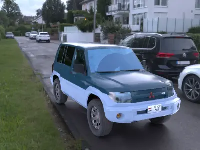 Mitsubishi Pajero Io Low Poly Low-poly 3D model