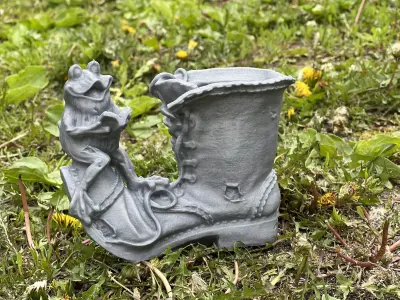 Garden sculpture Frog on a boot 3D print model