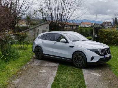 Mercedes Benz EQC 400 3D model