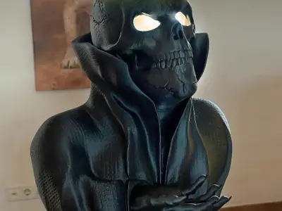 Skull with chefs hat  with open eyes 3D print model