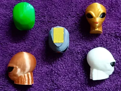 Alien Head Home Office Car Dashboard and Halloween Decoration 3D print model