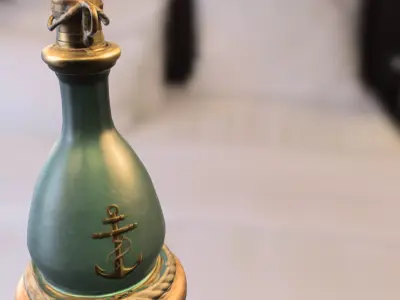 Vintage Marine Bottle with Anchor Emblem Low-poly 3D model