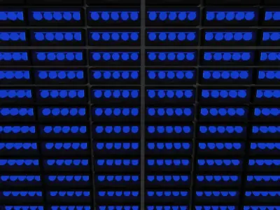 Lowpoly Bluelight ceiling of building with lights Free low-poly 3D model