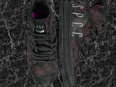 SSPC CAMOUFLAGE 3D SHOES - RED Low-poly 3D model