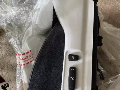 Toyota Crown JZS133 Electric Driver Seat Button Cover  3D print model