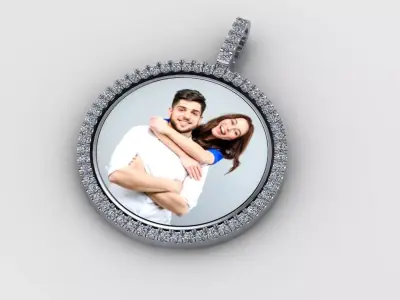Spinning diamond picture pendant 3D model