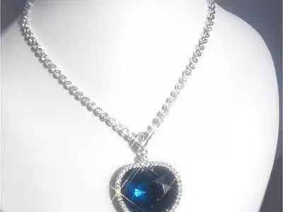 titanic necklace 3D print model